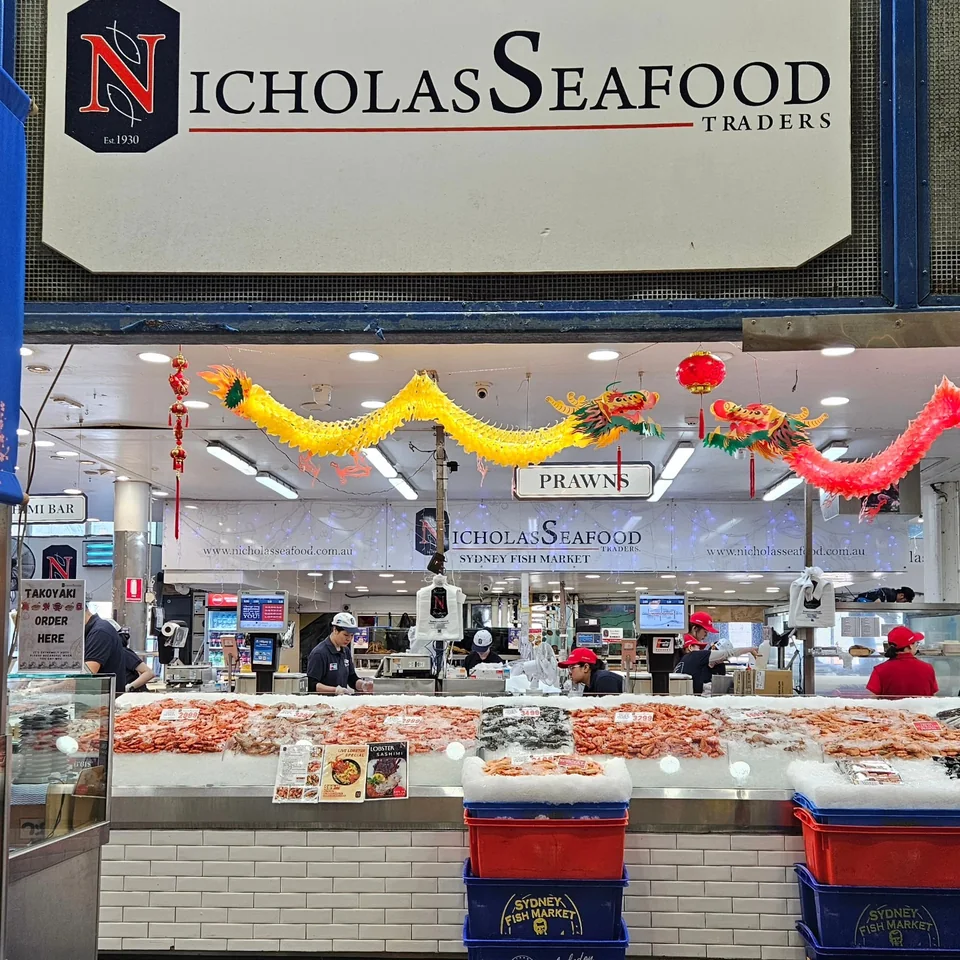 Nicholas Seafoods 店面與海鮮櫃